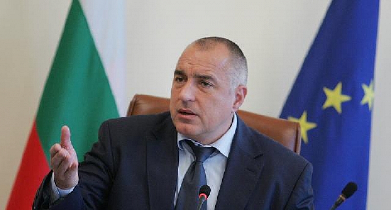 Суетен страхливец, който сляпо следва спонтанните пориви на немислещата тълпа, за да й угоди, и остане на власт